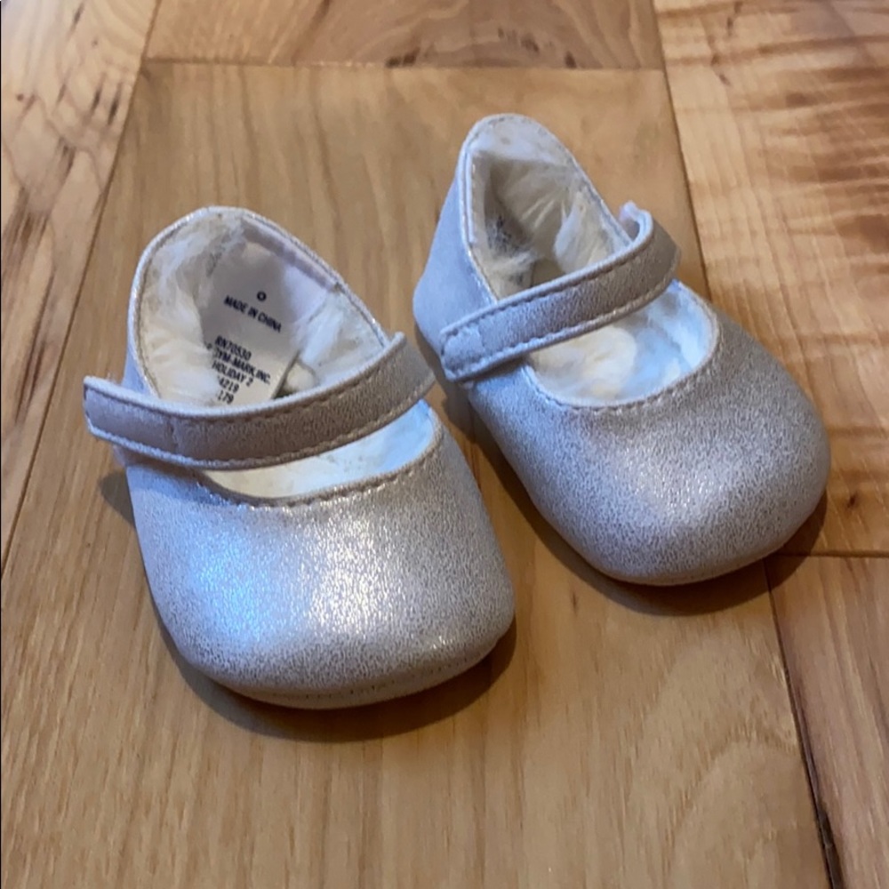 Infant dressy shoe
